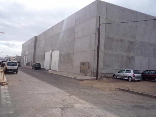 NAVES EN ARGANA